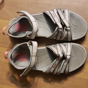 Teva anatomic footbed